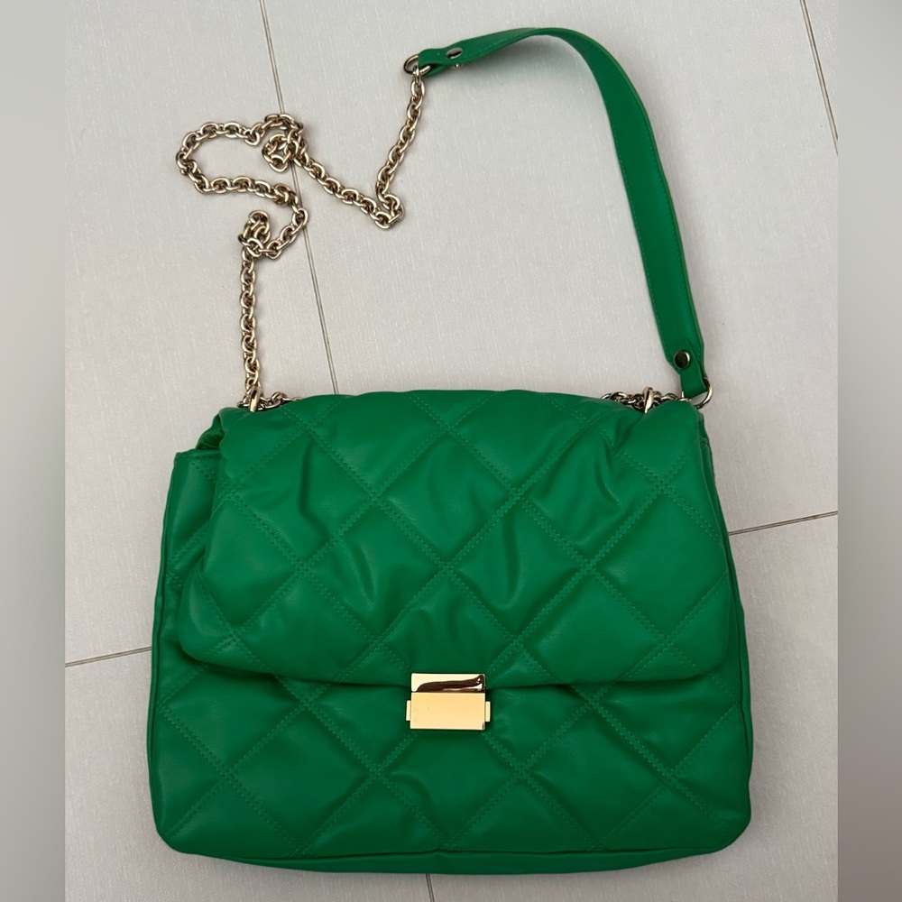 H&M Emerald Quilted Shoulder Bag with Gold Chain
